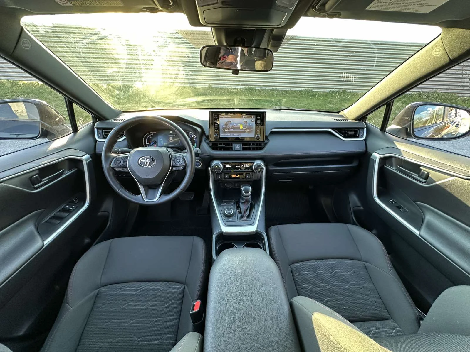 Toyota Rav4 PLUG IN HYBRID, снимка 13 - Автомобили и джипове - 54194626