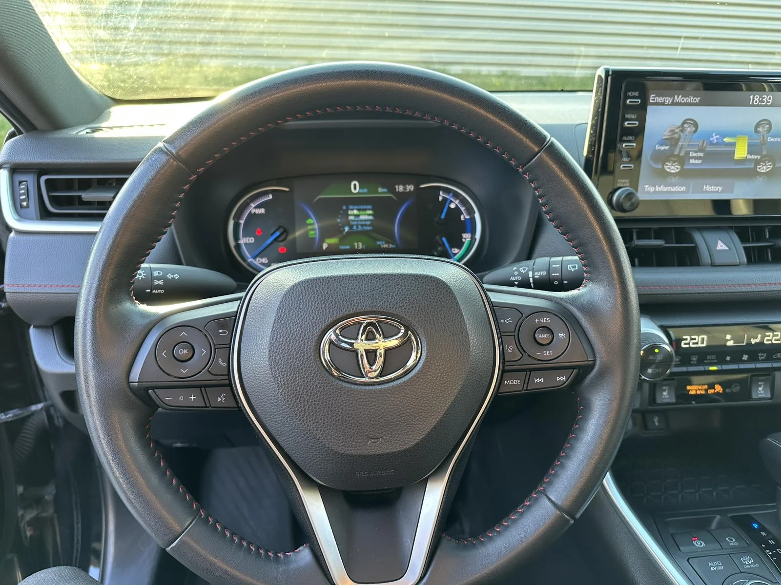 Toyota Rav4 PLUG IN HYBRID, снимка 11 - Автомобили и джипове - 54194626