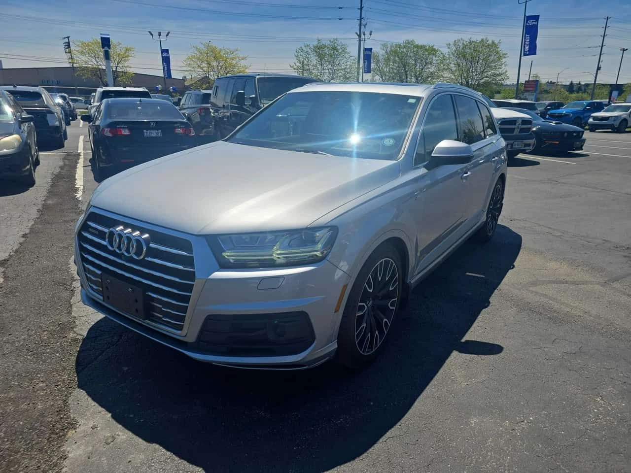 Audi Q7 * 3.0T Technik * АВТОКРЕДИТ * ОТ ПРЕДСТАВИТЕЛСТВО