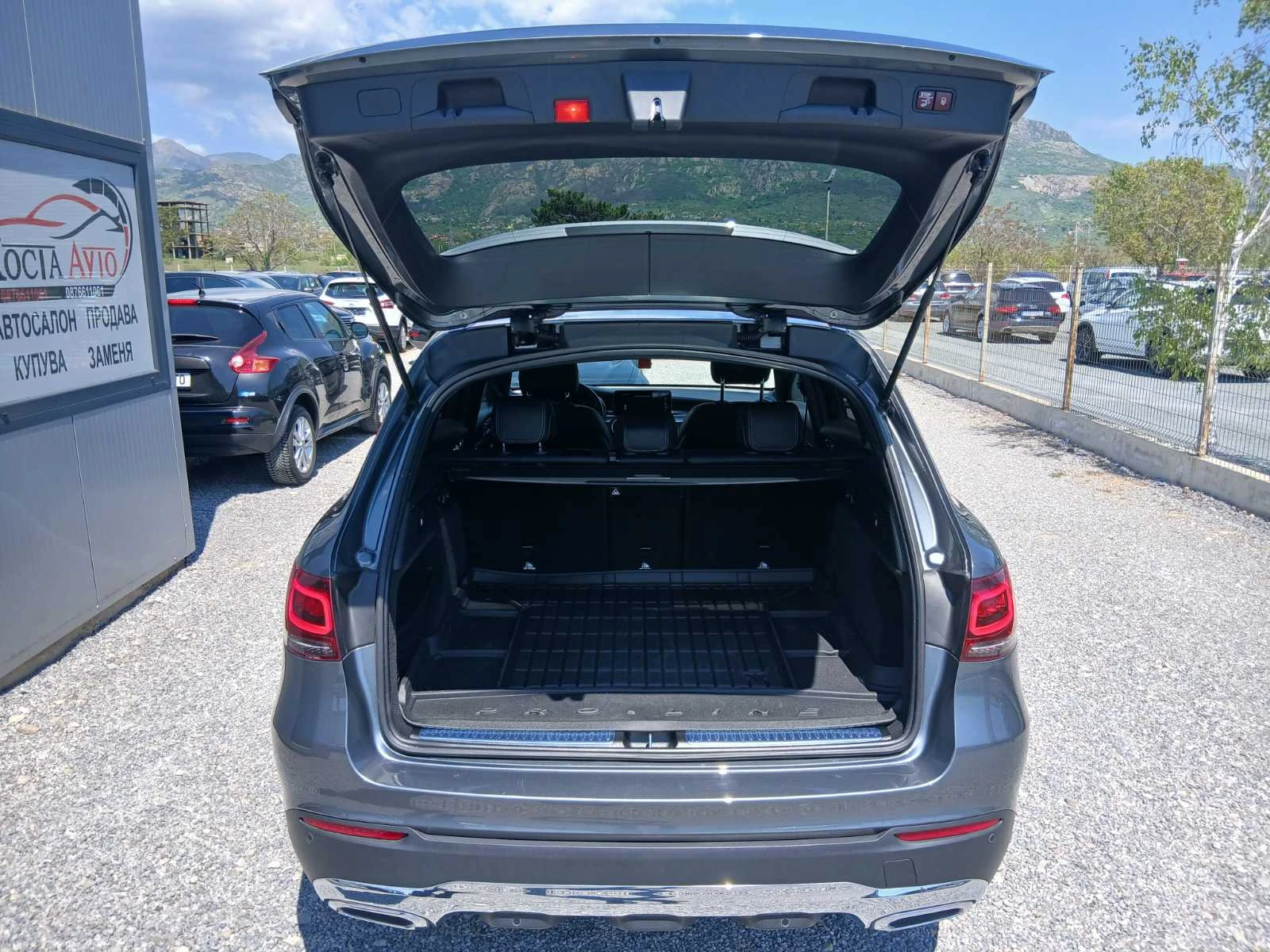Mercedes-Benz GLC 300 4matic AMG, снимка 16 - Автомобили и джипове - 54677116