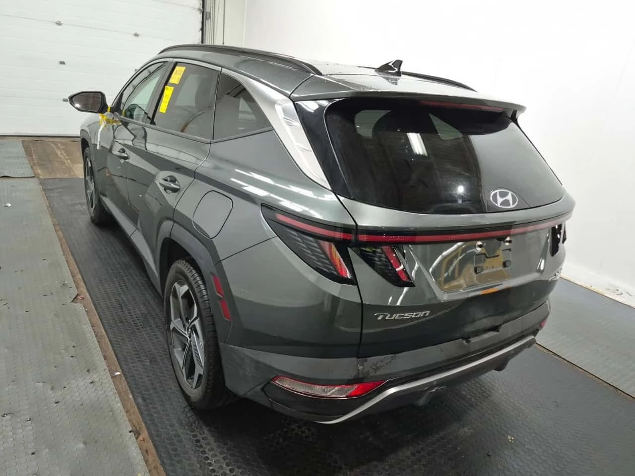 Hyundai Tucson LANE ASSIST| PANO| ПОДГРЕВИ| 2 КЛЮЧА| , снимка 4 - Автомобили и джипове - 55010126