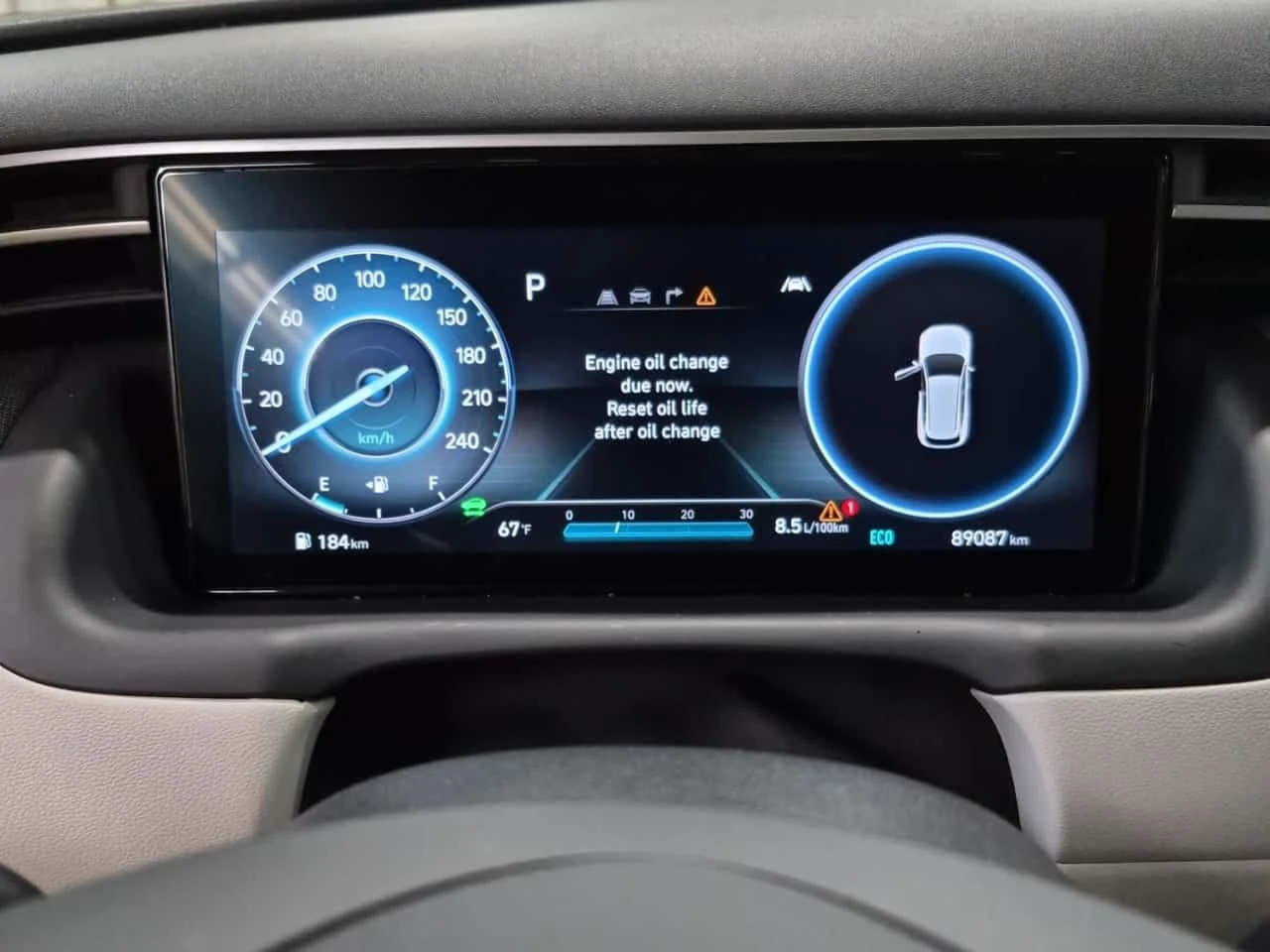 Hyundai Tucson LANE ASSIST| PANO| ПОДГРЕВИ| 2 КЛЮЧА| , снимка 10 - Автомобили и джипове - 55010126