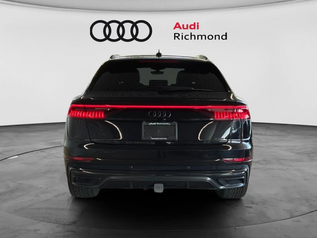 Audi Q8 quattro Progressiv 55 TFSI/SHODOW LINE/PANORAMA, снимка 5 - Автомобили и джипове - 55120487