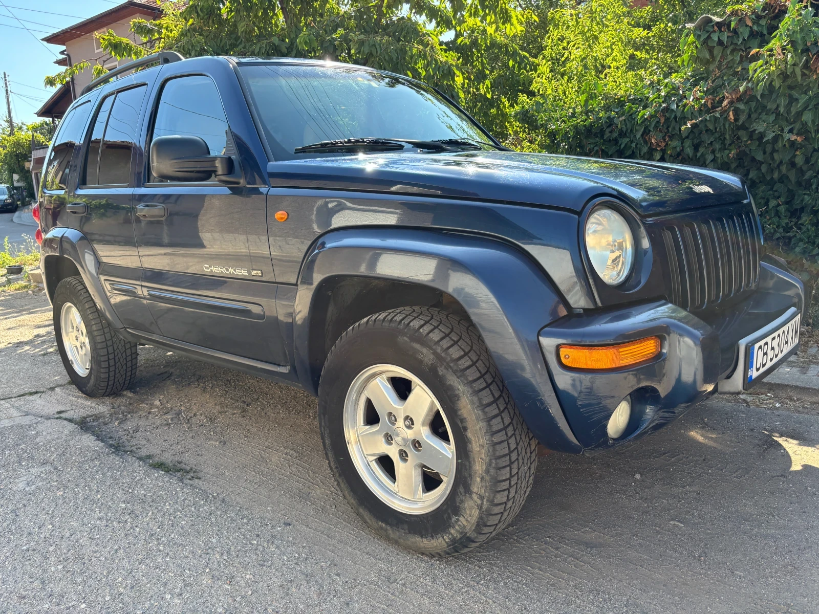 Jeep Cherokee 3.7 автомат, снимка 4 - Автомобили и джипове - 55269806