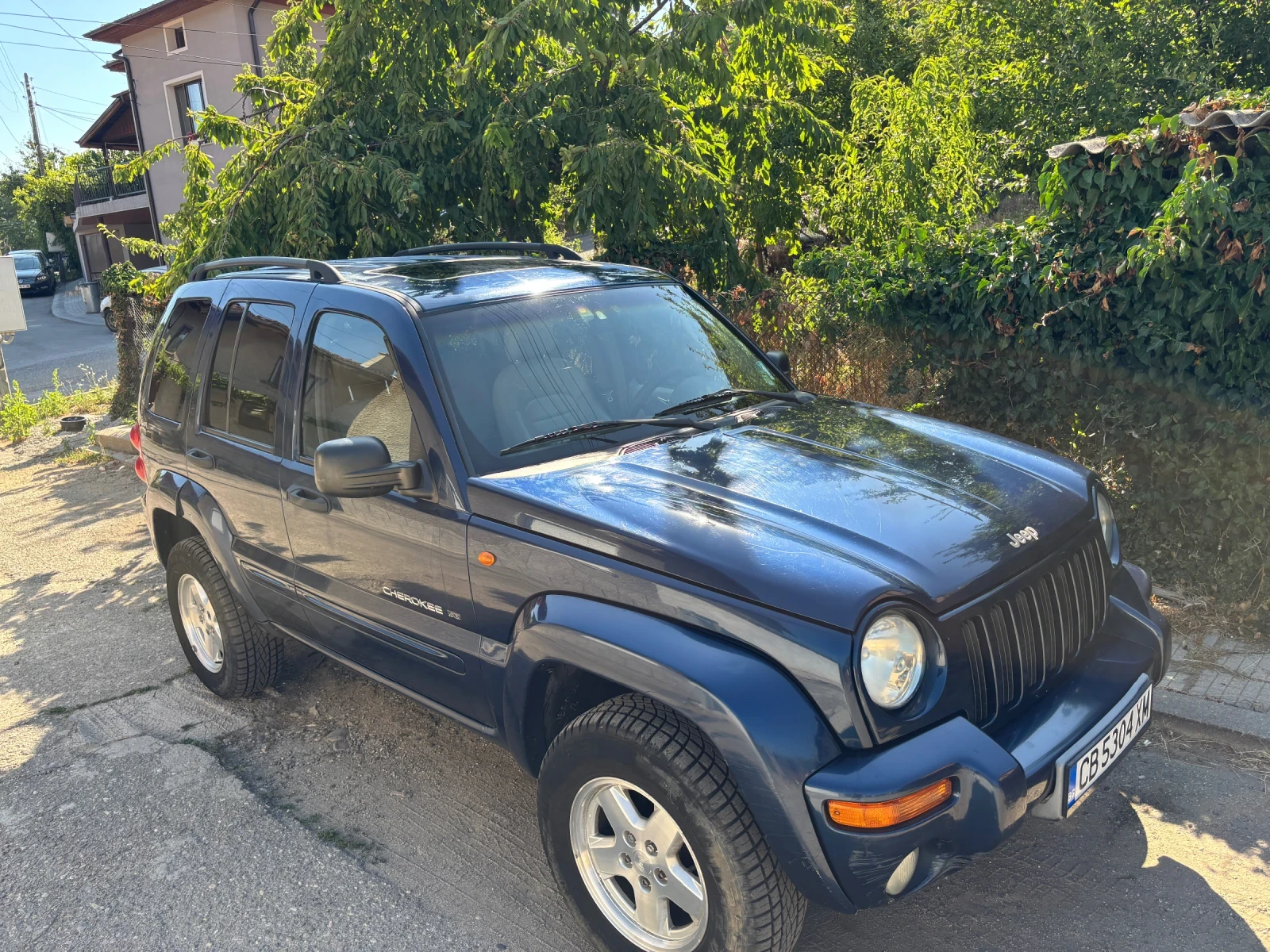 Jeep Cherokee 3.7 автомат, снимка 3 - Автомобили и джипове - 55269806