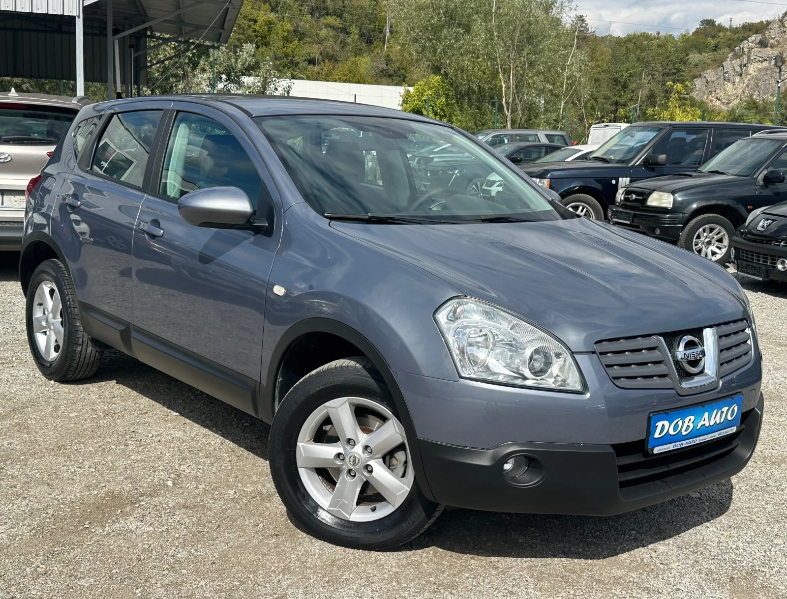 Nissan Qashqai 1.6i-114к.с-КЛИМАТРОНИК, снимка 8 - Автомобили и джипове - 56110864