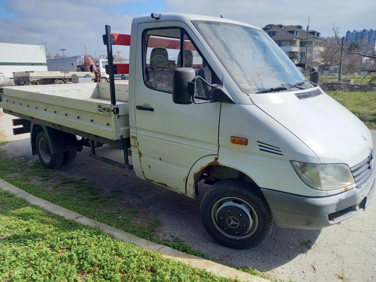 Mercedes-Benz 413 2.2 CDI, снимка 2 - Бусове и автобуси - 53803449