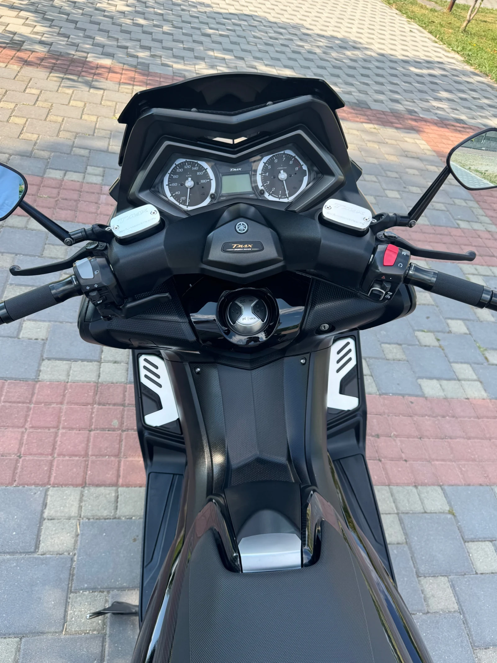 Yamaha T-max TMAX530* IRON* * LED* * KEYLESS GO* * , снимка 8 - Мотоциклети и мототехника - 55366330