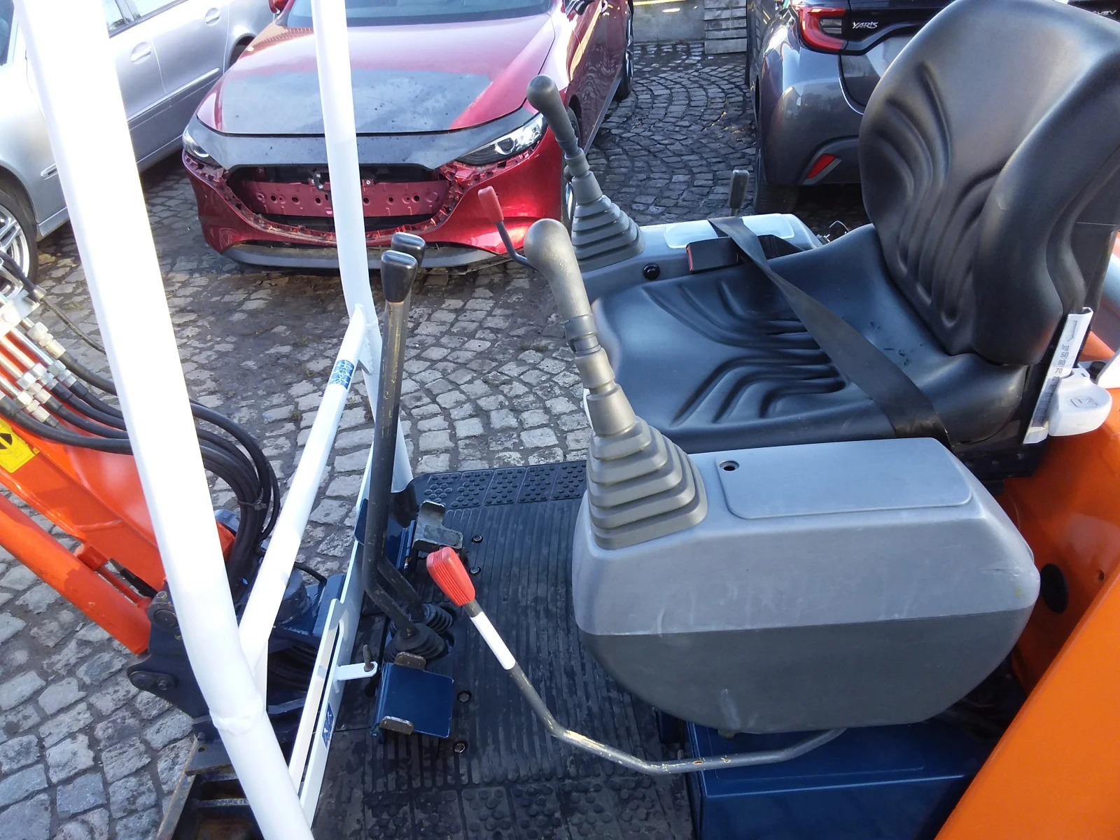  Kubota 36  | Mobile.bg   11