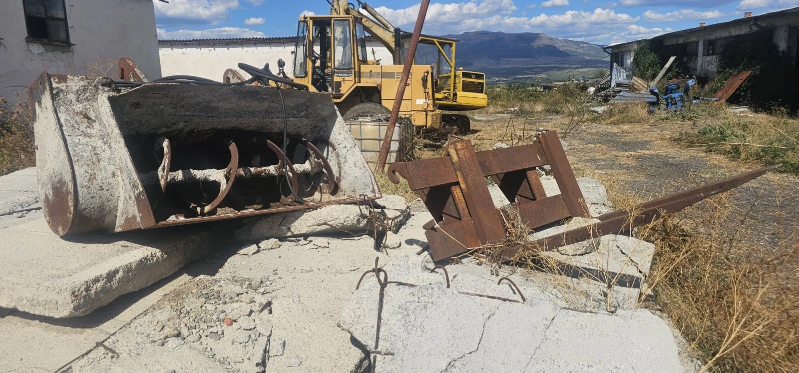 Багер FIAT Hitachi Benfra 115 4х4 кофа бетон и мото влици, снимка 9 - Индустриална техника - 55951903