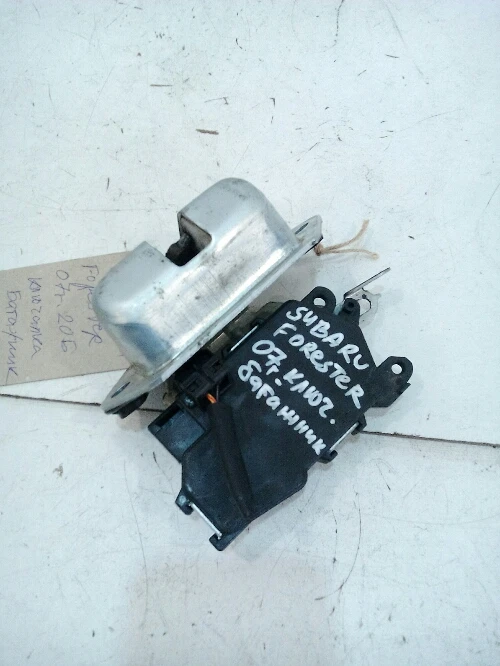 Ключалка заден капак Субару Форестър