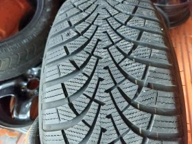 Гуми Зимни 205/55R16, снимка 2 - Гуми и джанти - 41078891