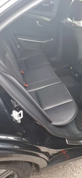 Mercedes-Benz E 220 Avangarde , снимка 16