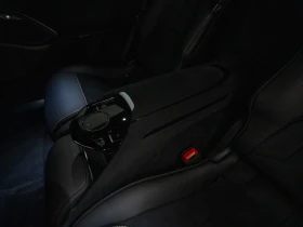 Ferrari Purosangue 6.5 V12 / CERAMIC / PANO / 360 / HUD / AIR / , снимка 16