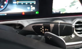 Mercedes-Benz E 300 ПОДГРЕВ* ОБДУХВАНЕ* 360КАМЕРА* МЪРТВА* ТОЧКА, снимка 11