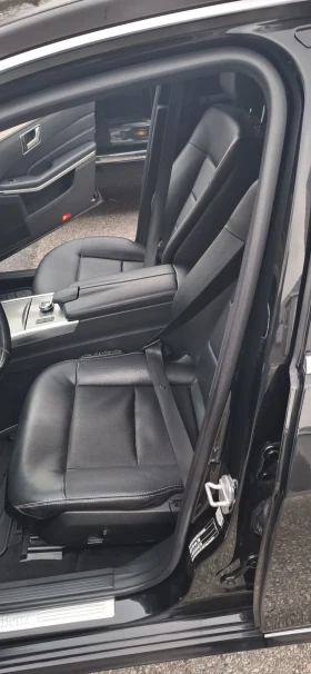 Mercedes-Benz E 220 Avangarde , снимка 17