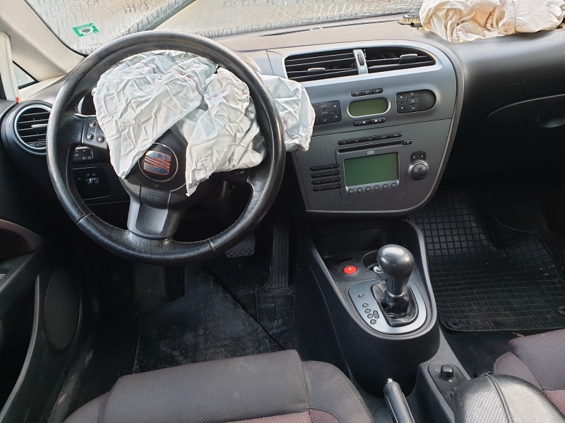 Seat Leon 2.0tdi DSG BKD, снимка 5 - Автомобили и джипове - 38443930