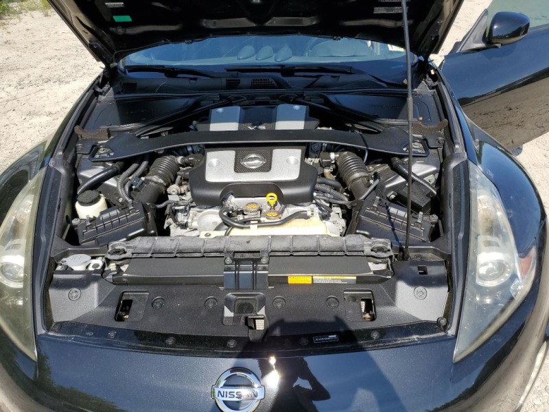 Nissan 370Z 3.7 BASE, снимка 11 - Автомобили и джипове - 46709509