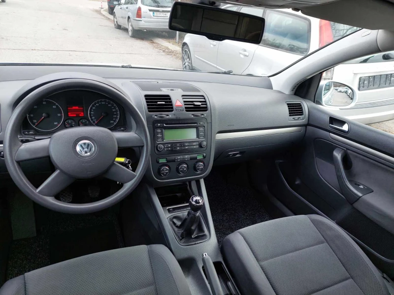 VW Golf 5  1, 9TDI 105ps, снимка 5 - Автомобили и джипове - 48315761