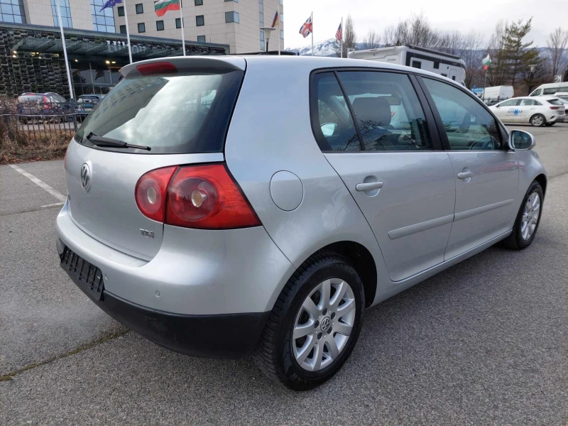 VW Golf 5  1, 9TDI 105ps, снимка 4 - Автомобили и джипове - 48315761