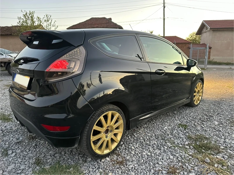 Ford Fiesta 1.6i ST-Line, снимка 4 - Автомобили и джипове - 48585358