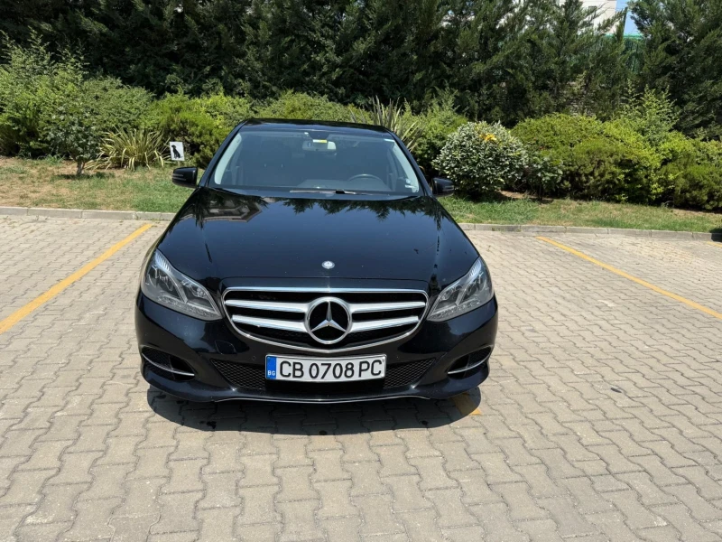 Mercedes-Benz E 220 Avangarde , снимка 5 - Автомобили и джипове - 52377158