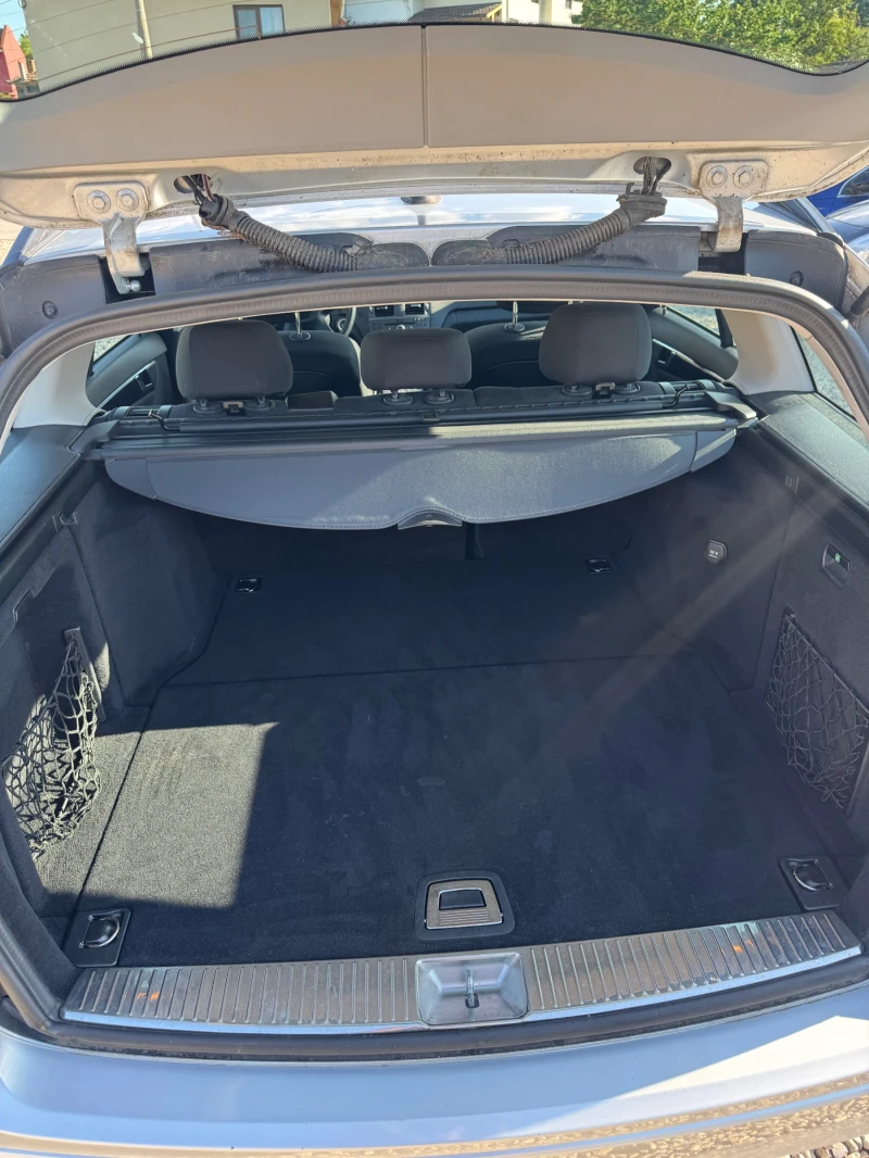 Mercedes-Benz C 220 Подгрев / Парктроник, снимка 7 - Автомобили и джипове - 51475368