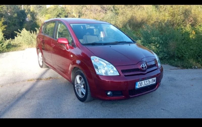 Toyota Corolla verso, снимка 4 - Автомобили и джипове - 52073675