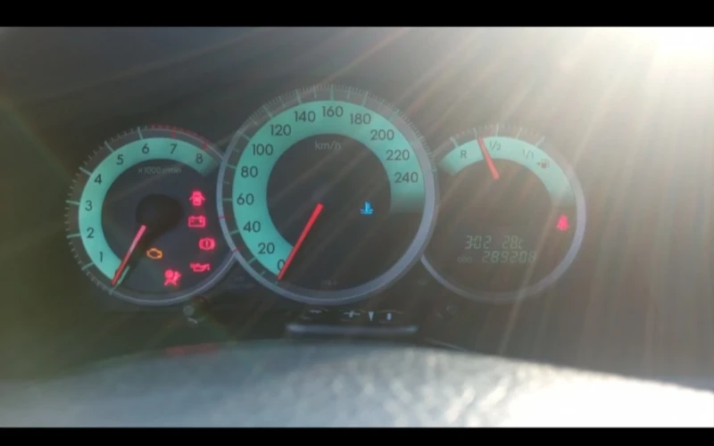 Toyota Corolla verso, снимка 7 - Автомобили и джипове - 52073675