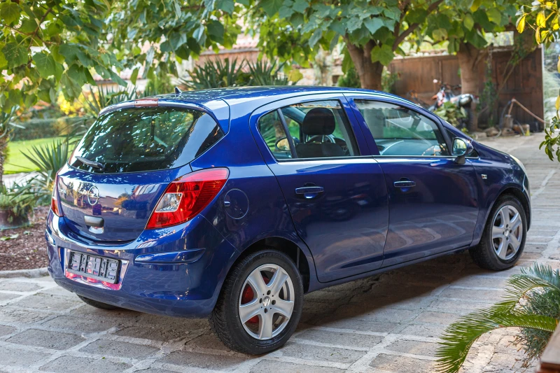 Opel Corsa 1.2, снимка 5 - Автомобили и джипове - 52641201