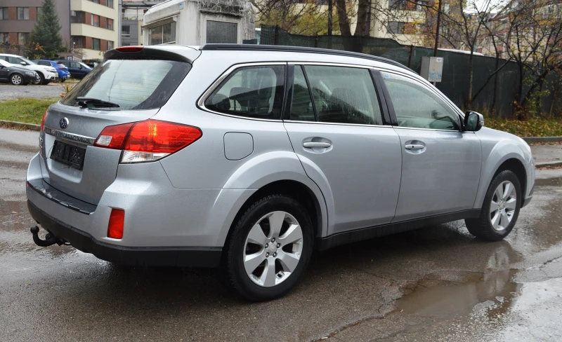 Subaru Outback 2.5i AWD - ШВЕЙЦАРИЯ, снимка 4 - Автомобили и джипове - 52474318