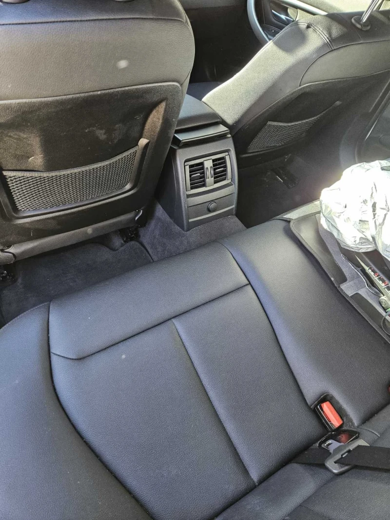 BMW 320, снимка 13 - Автомобили и джипове - 52526326