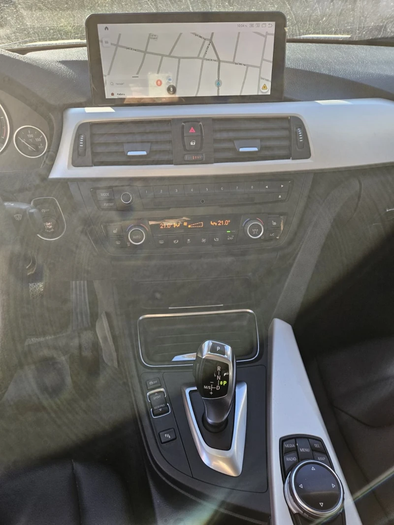 BMW 320, снимка 15 - Автомобили и джипове - 52526326