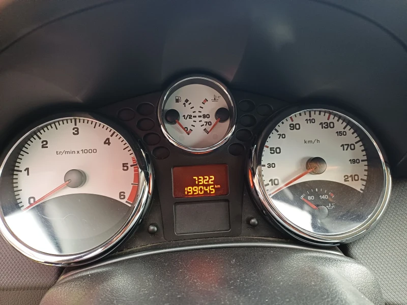Peugeot 207 1, 6hdi, 110p.s., снимка 11 - Автомобили и джипове - 52586150