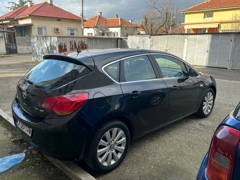 Opel Astra J , снимка 5 - Автомобили и джипове - 53043346