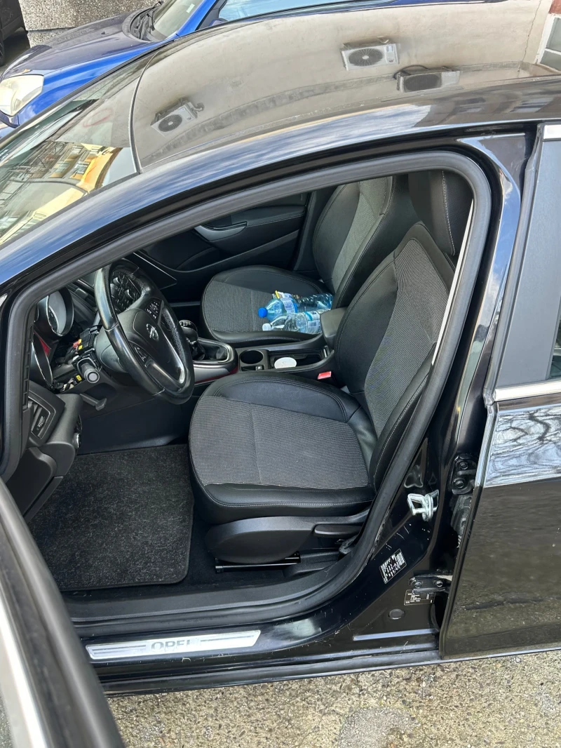 Opel Astra J , снимка 6 - Автомобили и джипове - 53043346