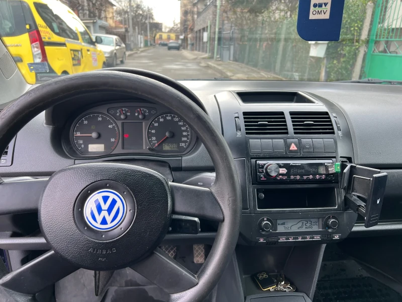 VW Polo 1.4 TDI, снимка 5 - Автомобили и джипове - 53350028