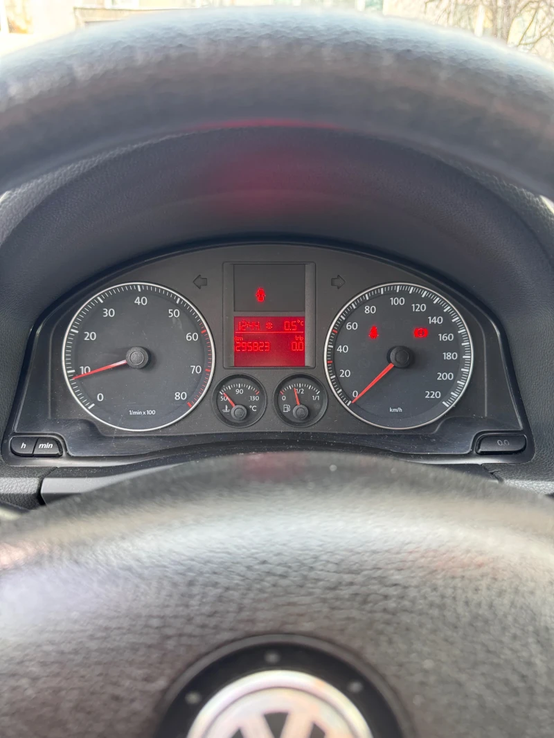 VW Golf, снимка 7 - Автомобили и джипове - 53425926