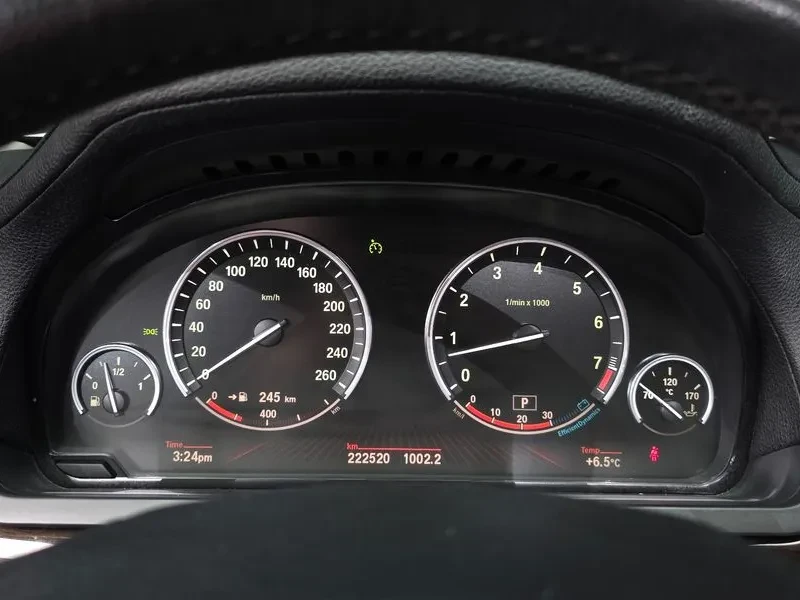 BMW 740 i, снимка 8 - Автомобили и джипове - 55205113