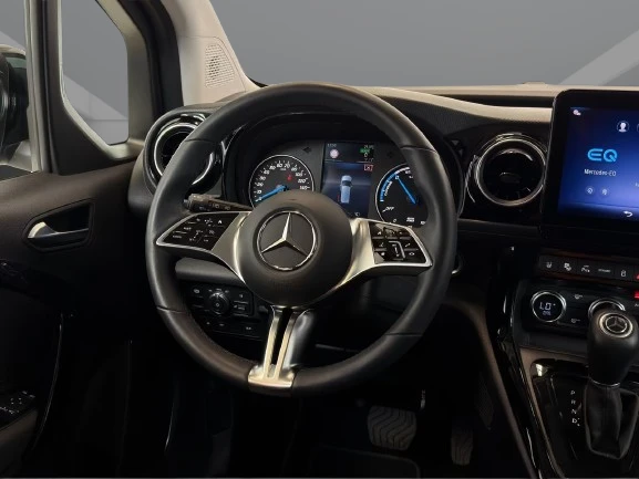Mercedes-Benz T-класа EQT 200 Long = Progressive = Гаранция, снимка 8 - Автомобили и джипове - 55301165