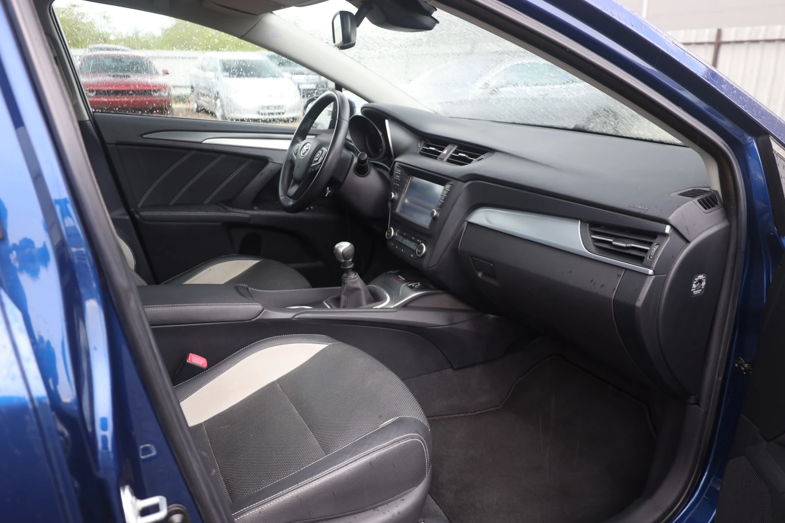 Toyota Avensis 1.8 VVT-i Edition S  #KeyGO #iCarbg | Mobile.bg   12