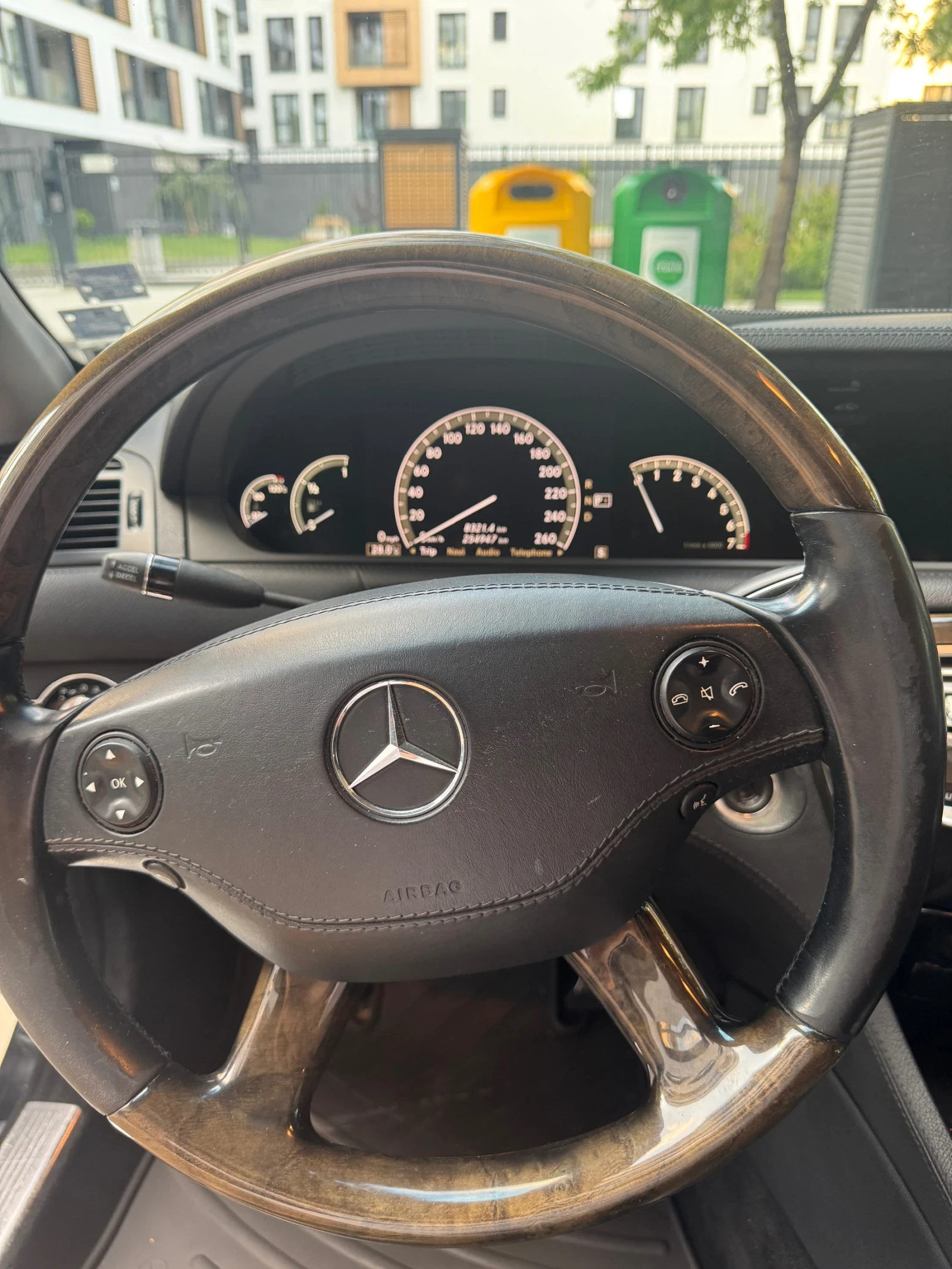 Mercedes-Benz CL 500 - изображение 7