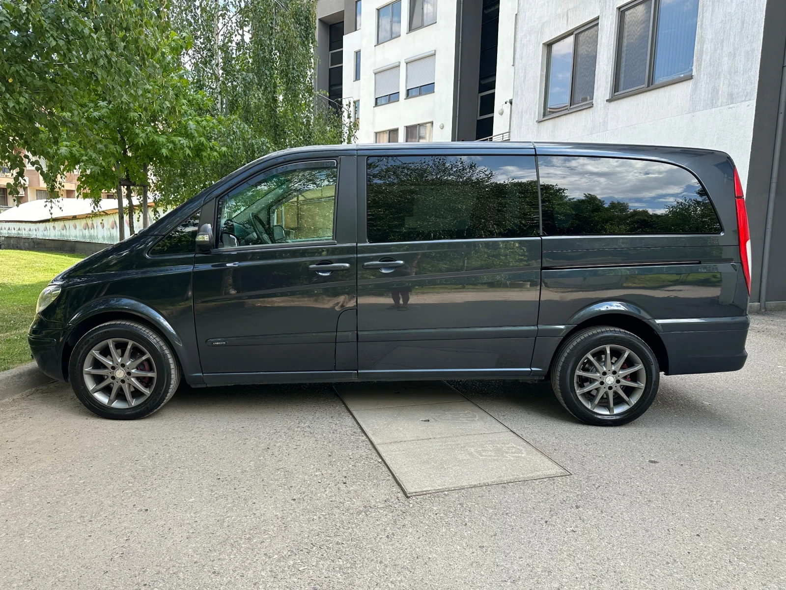 Mercedes-Benz Viano 200 CDI / 8+ 1 / АВТОМАТИК - изображение 4