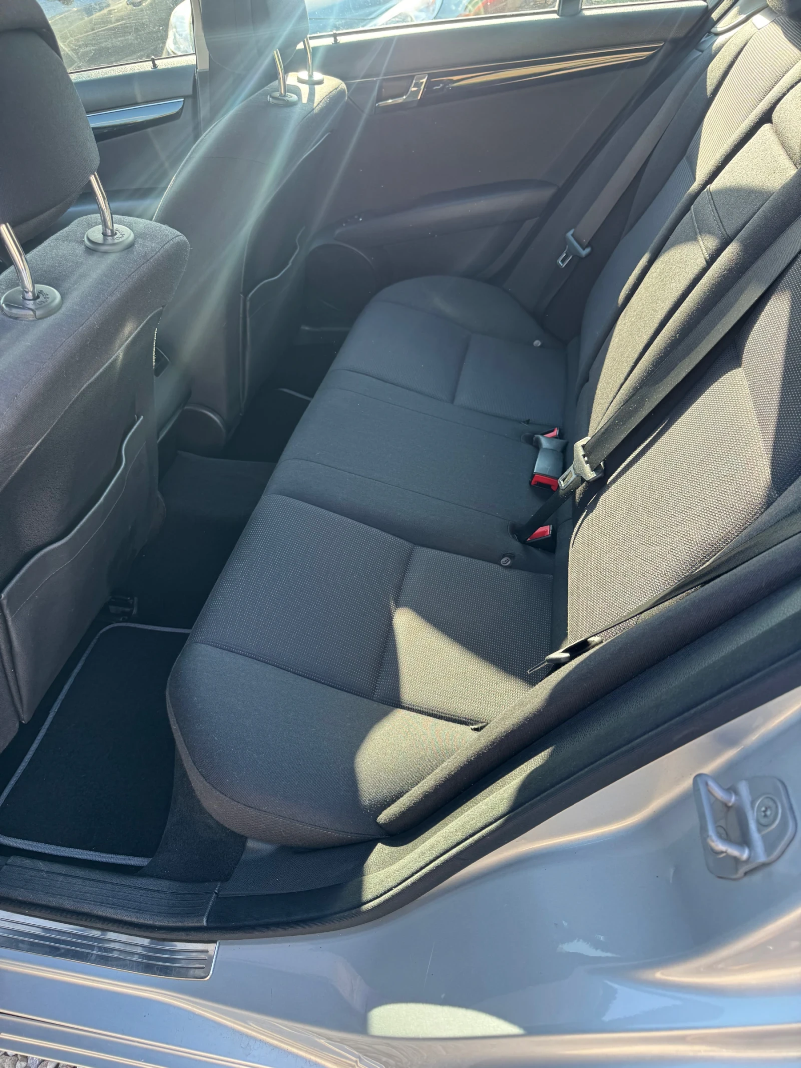 Mercedes-Benz C 220  /  | Mobile.bg   11