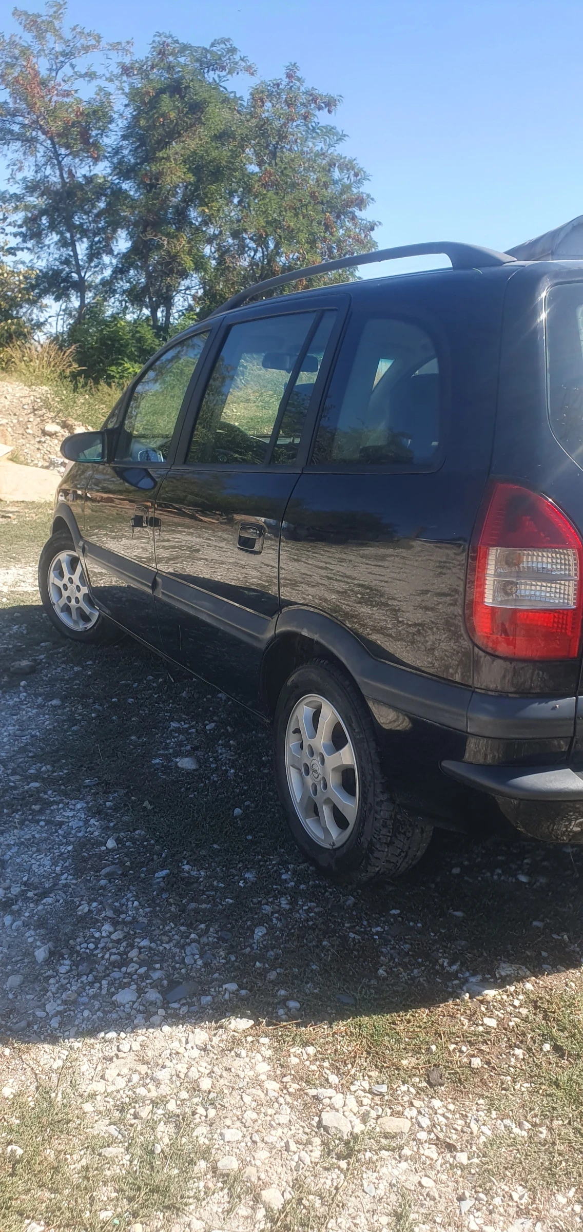 Opel Zafira  - изображение 8