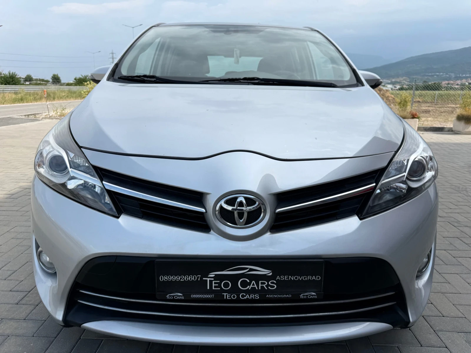 Toyota Corolla verso 2.0D-4D 126�� FACELIFT / NAVI / CAMERA / PANORAMA  | Mobile.bg � ����������� 2