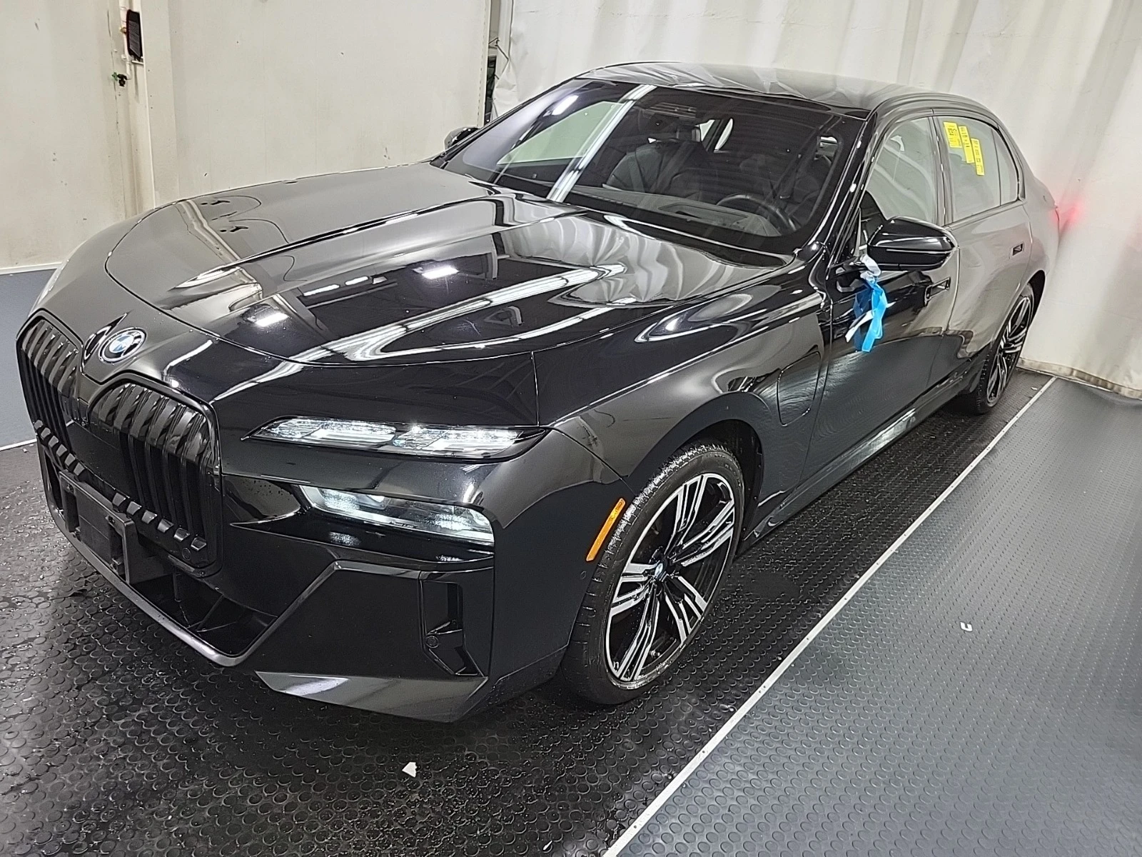 BMW 750 E * * CARFAX * *   * *  | Mobile.bg   1