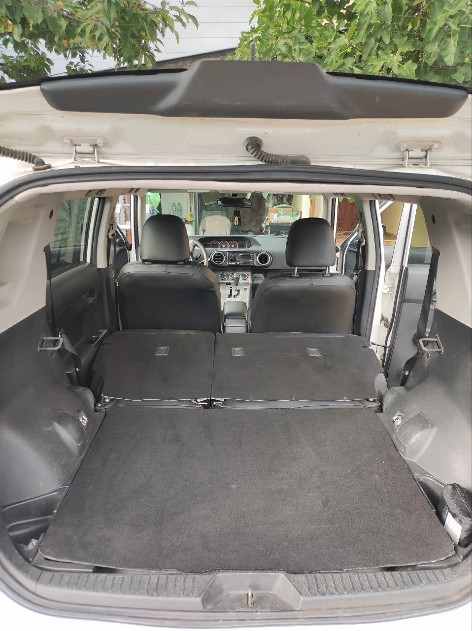 Toyota Scion xB 2.4 MT - изображение 10