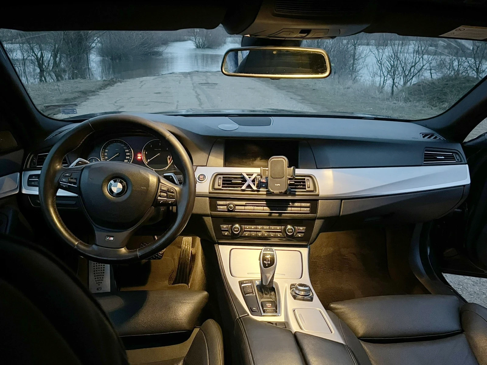 BMW 530 M-PACK/RWD/SAT/DYNAMIC DRIVE, снимка 9 - Автомобили и джипове - 54114773