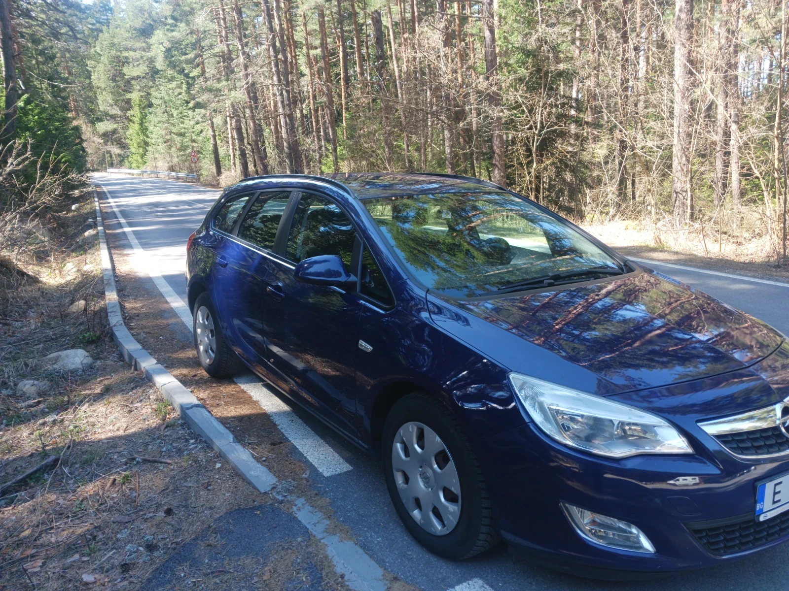 Opel Astra, снимка 3 - Автомобили и джипове - 54123421